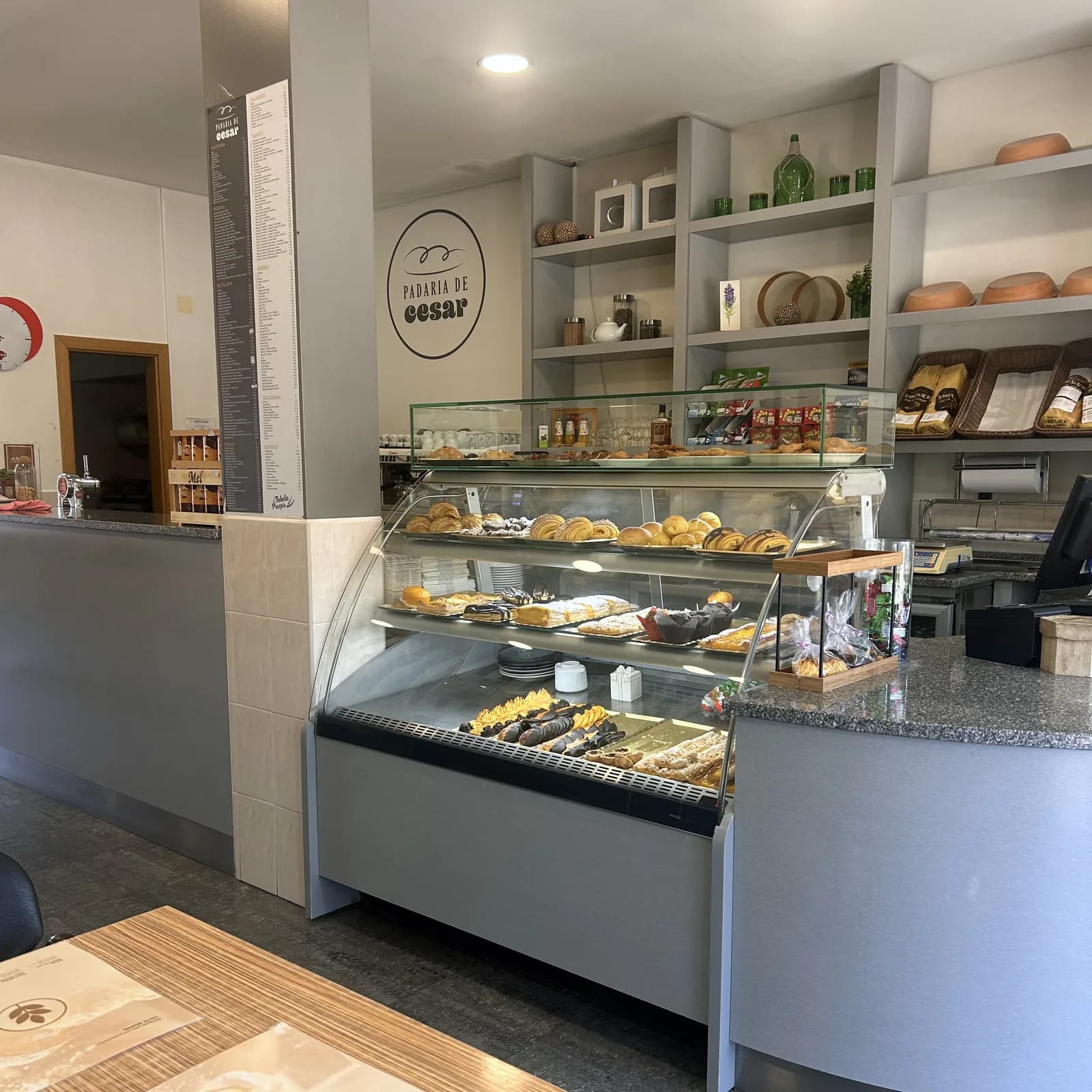 Padaria de Cesar — interior