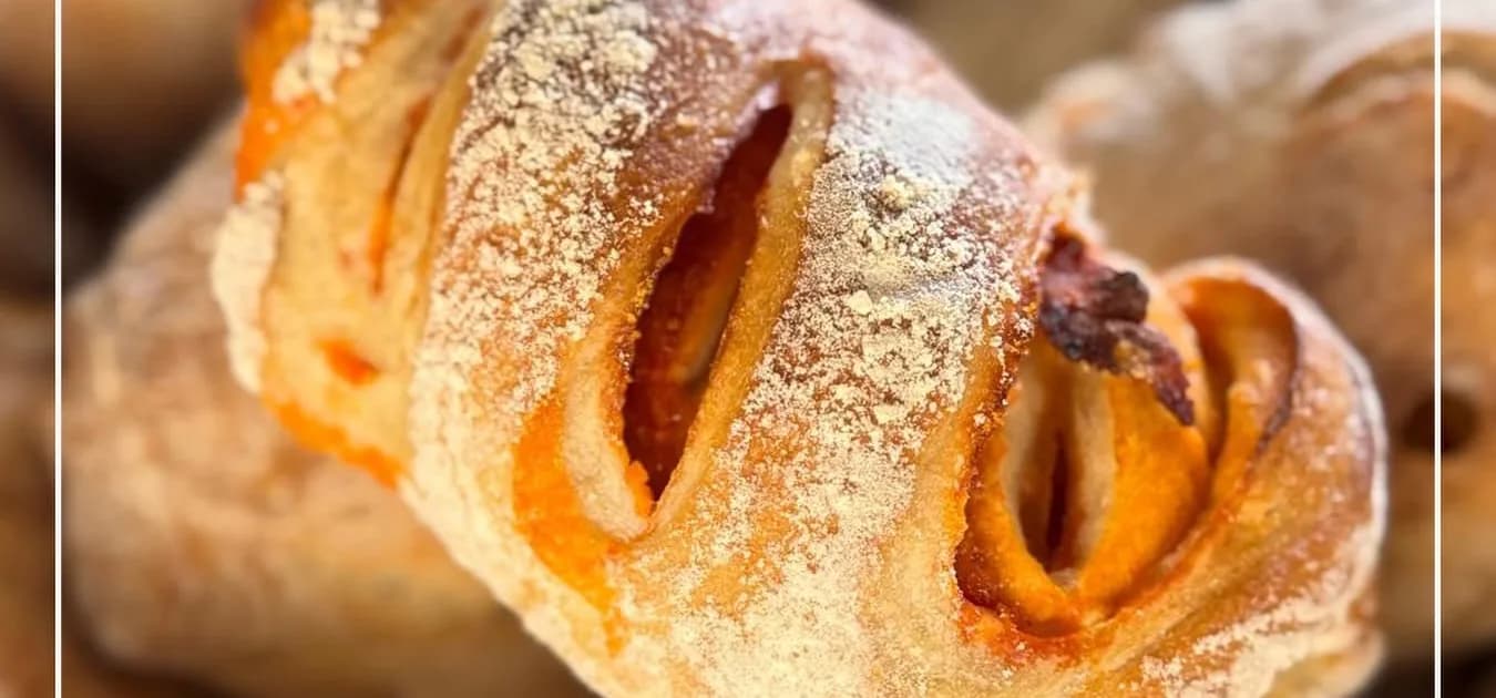 Pão com Chouriço — @CRUZ